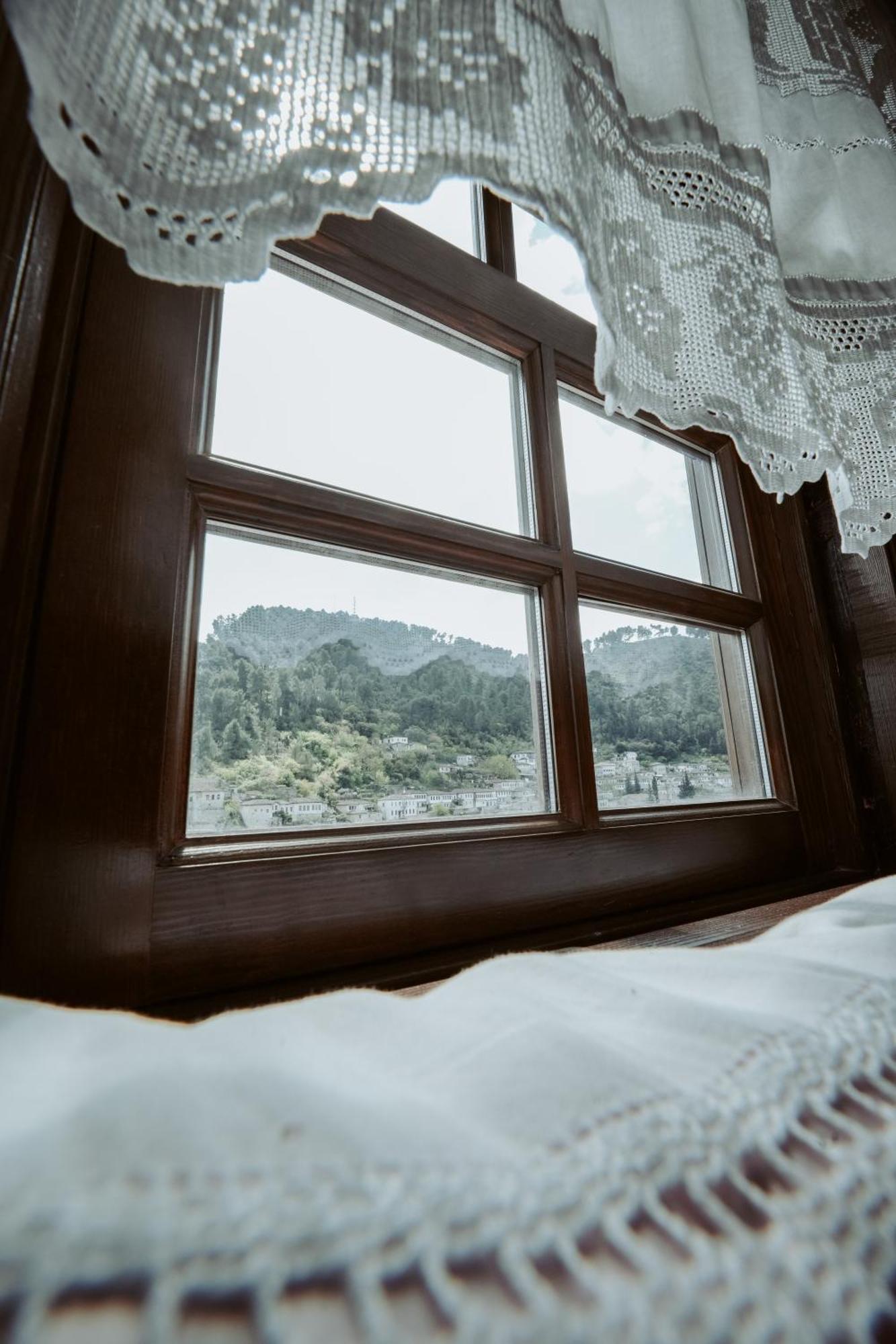 Hotel Ansel Berat Eksteriør billede